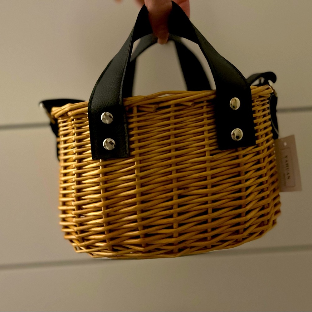 BRAND NEW - Two way wicker basket - Picture 6 of 6